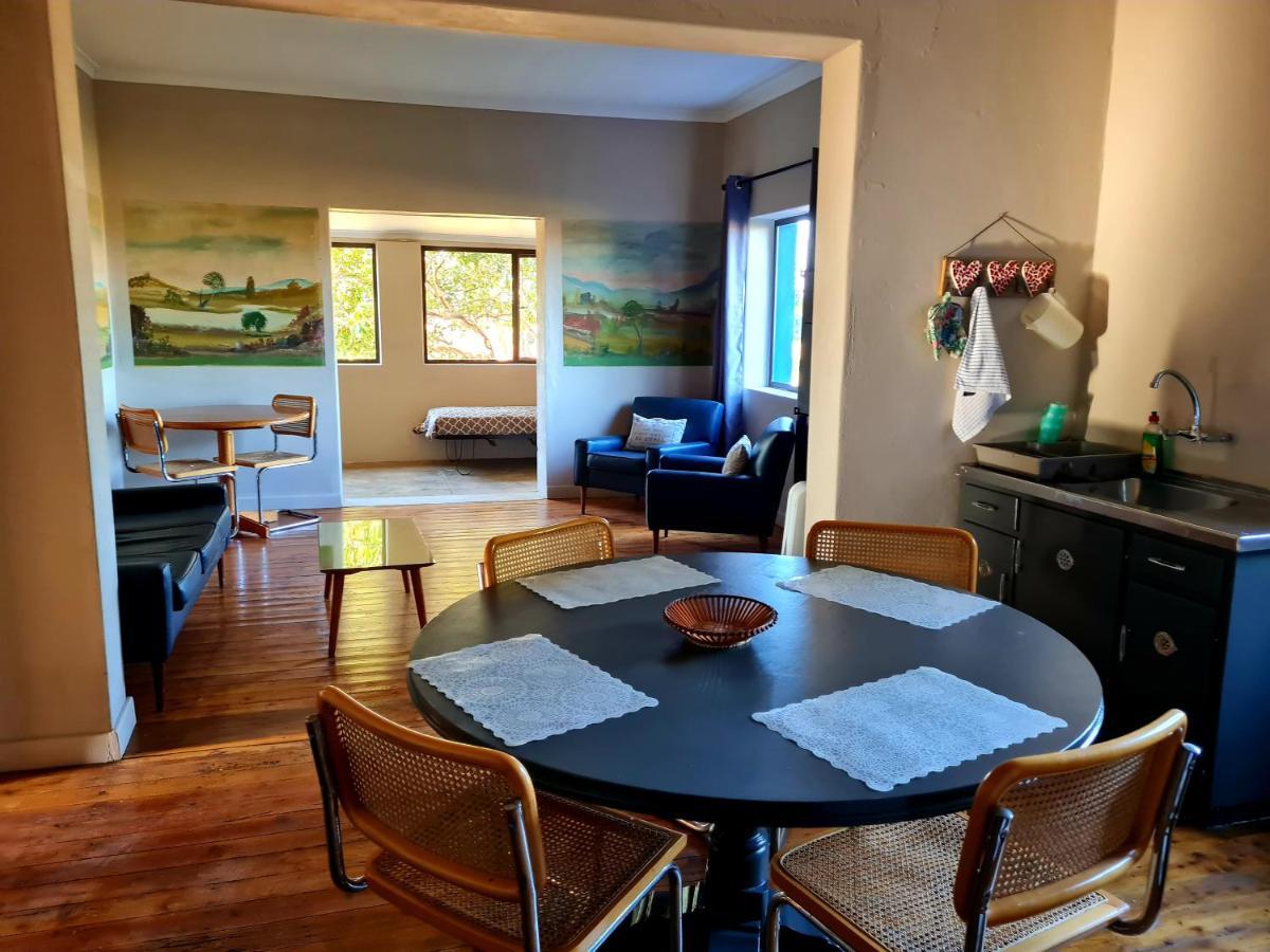 Holiday home Blouhuis Retreat With A Hot Tub Cloeteskraal