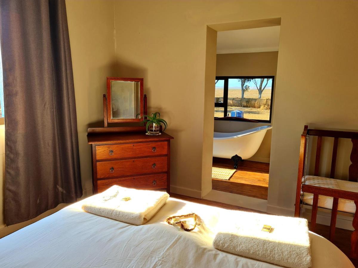 Blouhuis Retreat With A Hot Tub Cloeteskraal