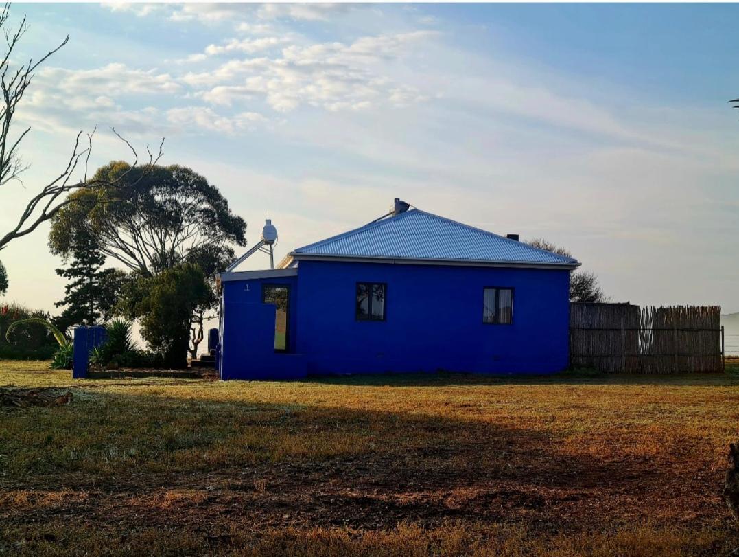 Holiday home Blouhuis Retreat With A Hot Tub *