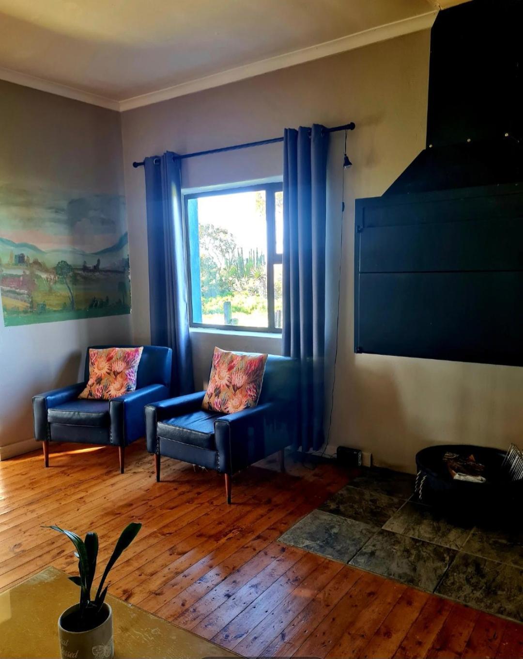 Holiday home Blouhuis Retreat With A Hot Tub *